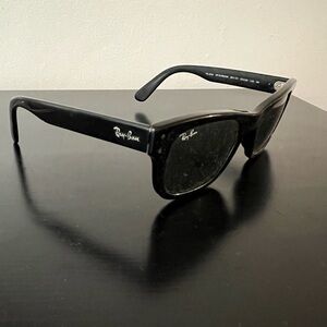 Classic Black Ray Bans